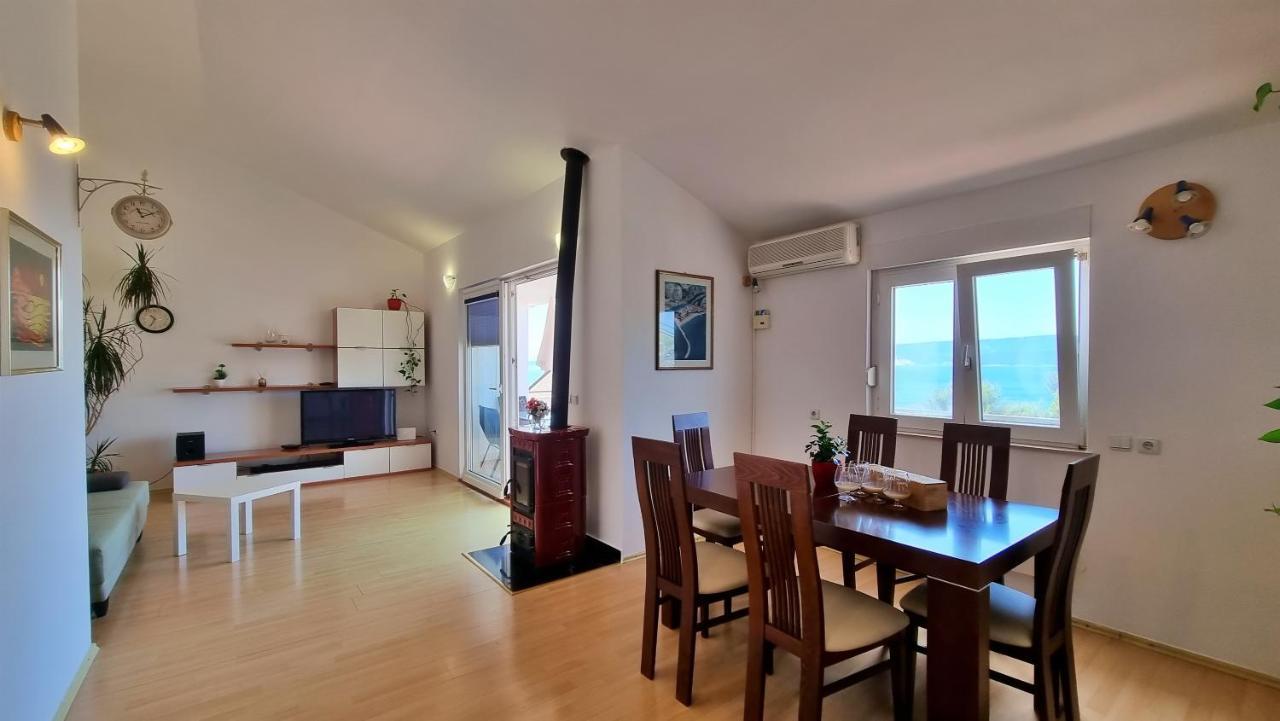 Apartments Gajo Омиш Экстерьер фото